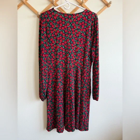 Boden Willow Jersey Floral Vneck Dress - Picture 3 of 4